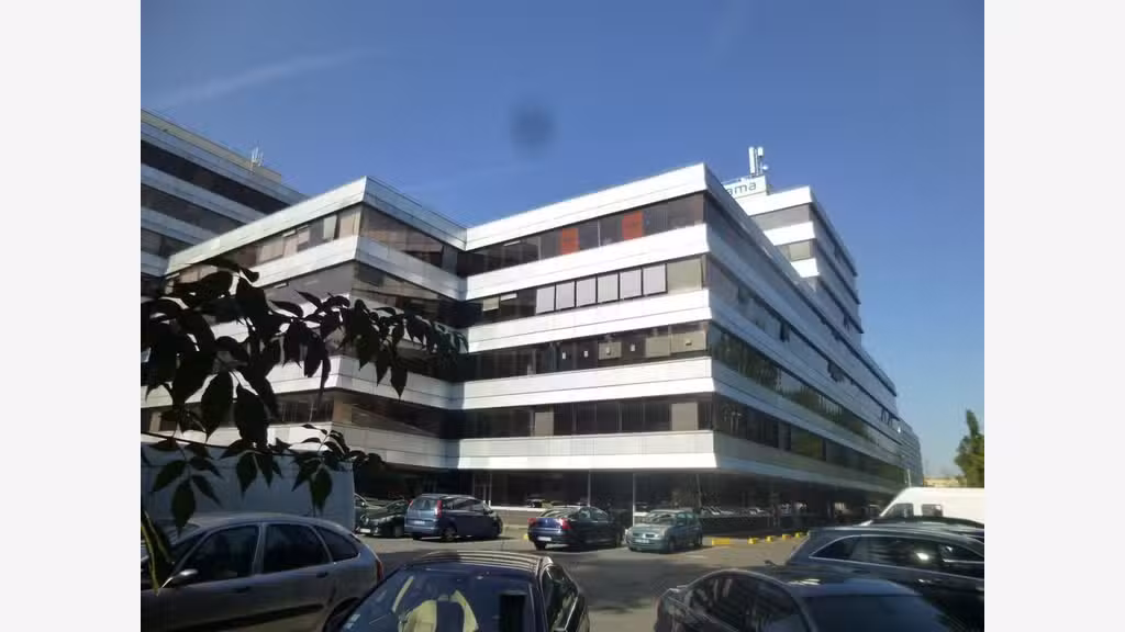 Bureau de 14m² à louer en étage à Cergy Préfecture