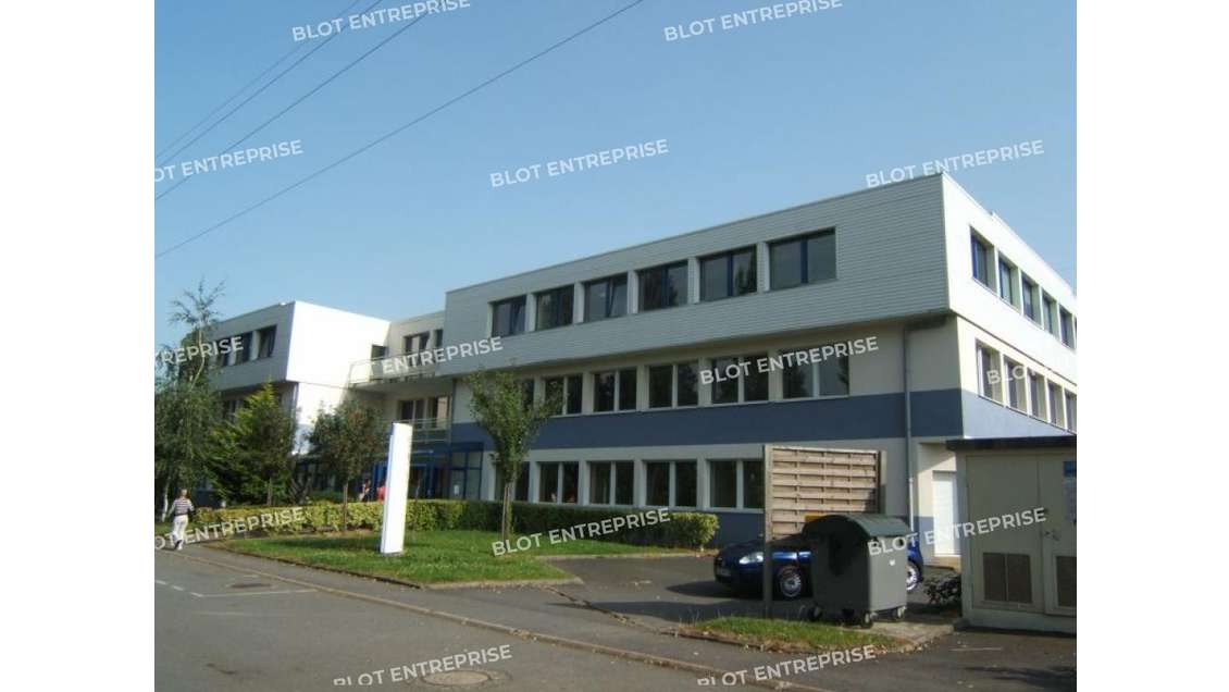 A louer bureaux 231m² à Cesson Espace Vilaine