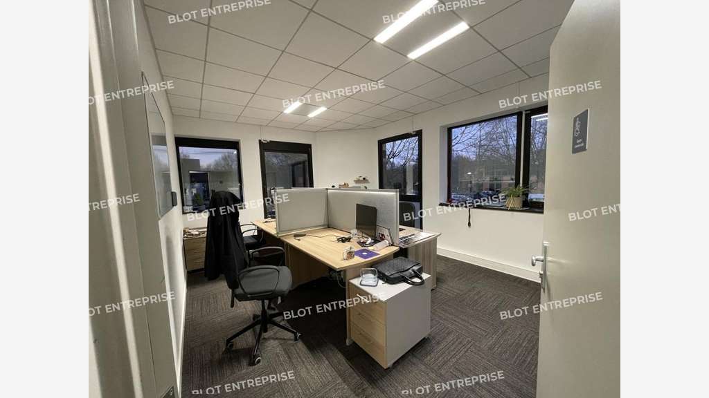 Location bureaux 230m² à Cesson-Sévigné