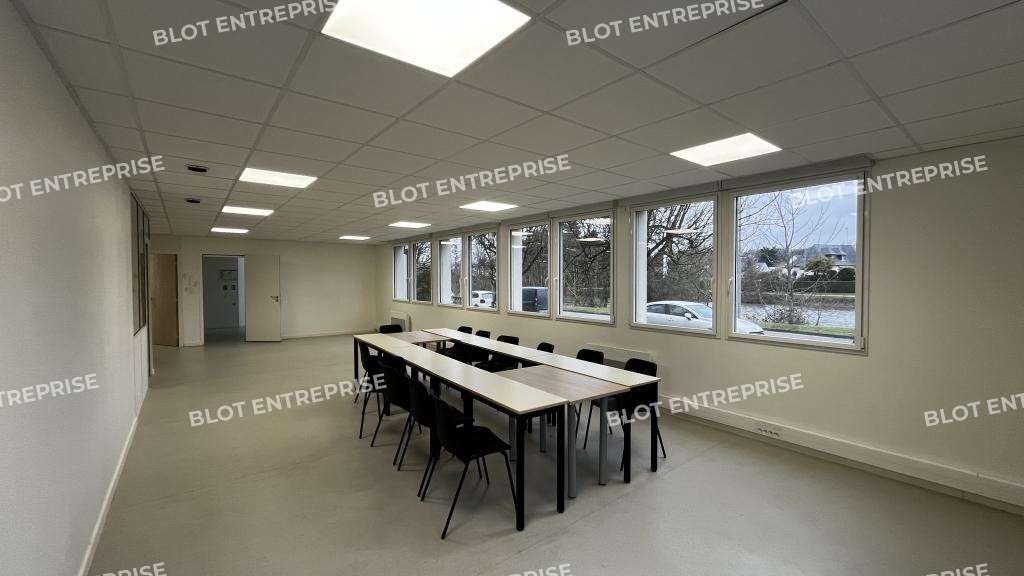A louer bureaux 130m² Cesson-Sévigné ZAC Peupliers