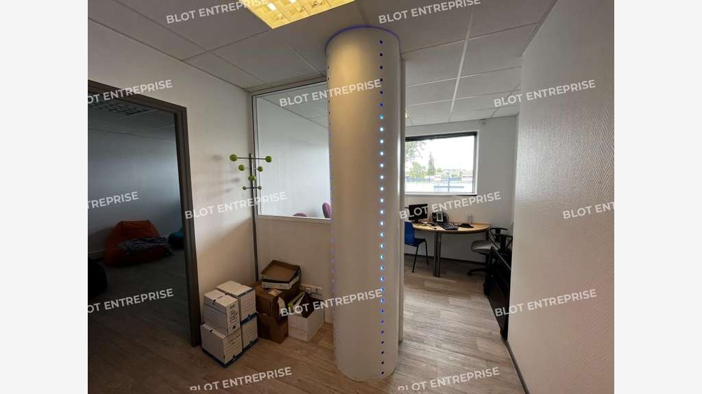 A louer bureaux 147m² ZAC Des Peupliers à Cesson