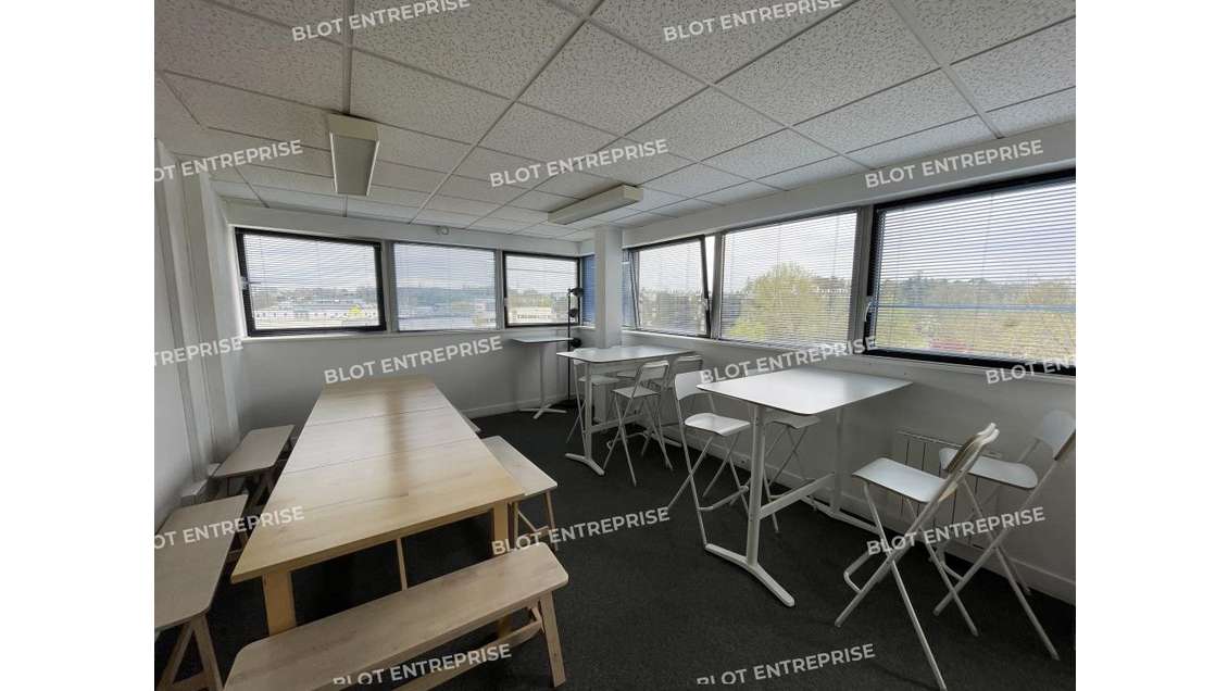 A louer bureaux 133m² à Cesson-Sévigné