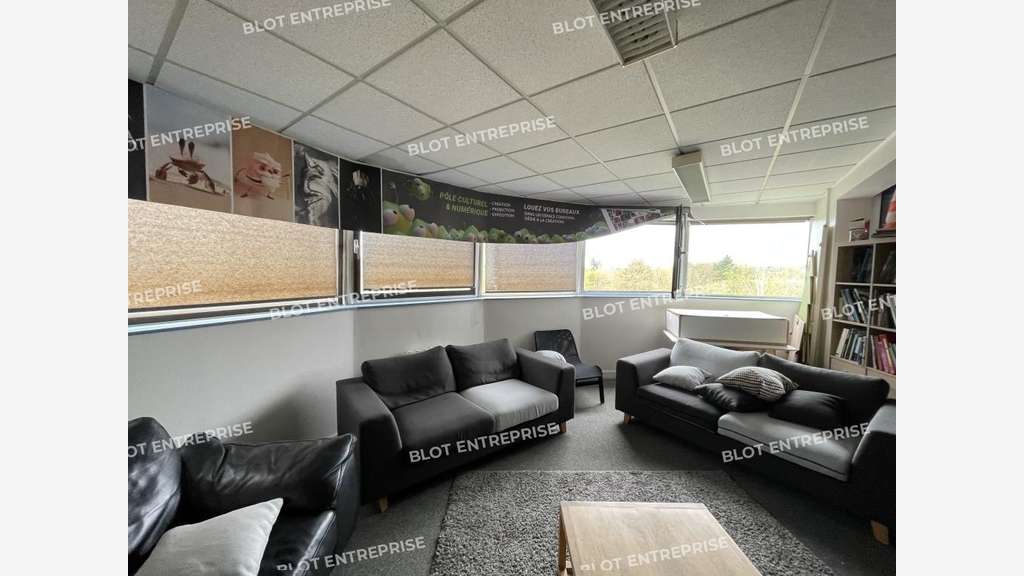 A louer bureaux 440m² à Cesson-Sévigné
