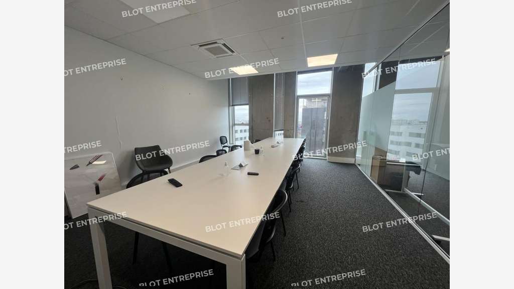 A louer bureaux 283m² à Cesson-Sévigné
