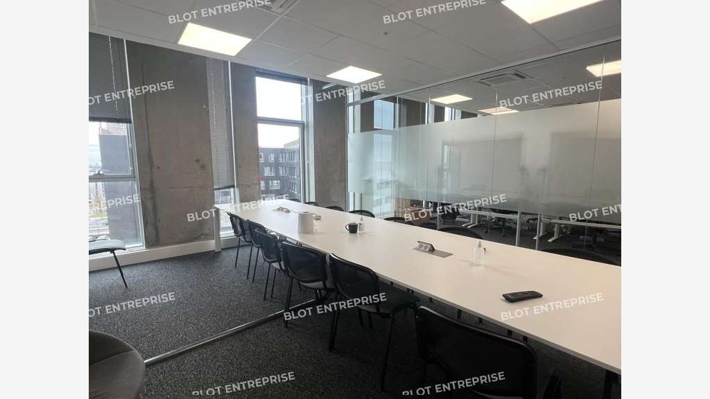 A louer bureaux 283m² à Cesson-Sévigné