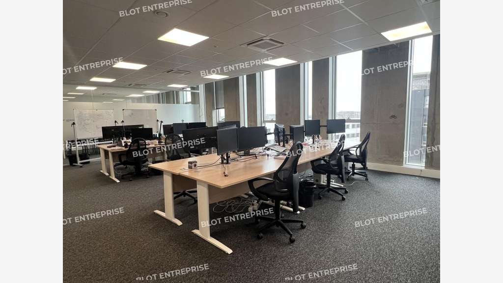 A louer bureaux 283m² à Cesson-Sévigné
