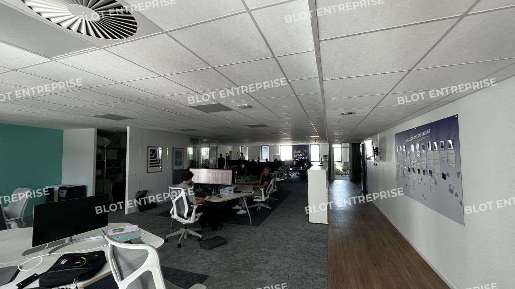 Sous-location bureaux 459m² à Cesson-Sévigné