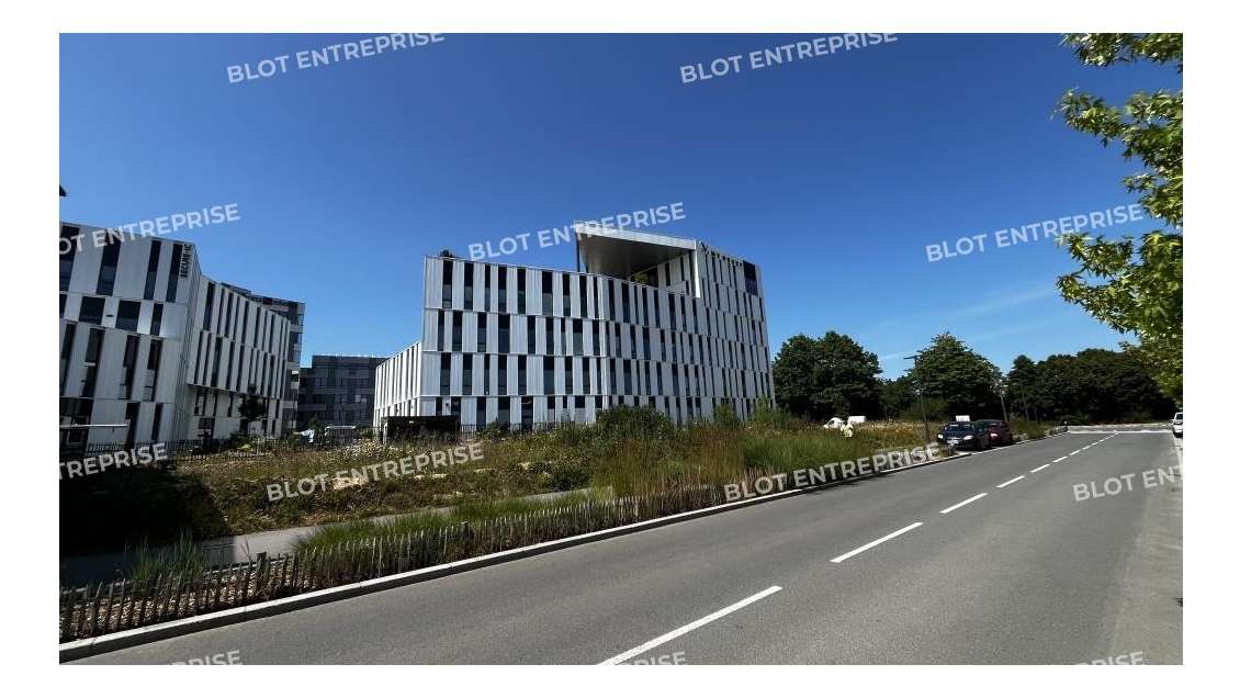Sous-location bureaux 459m² à Cesson-Sévigné