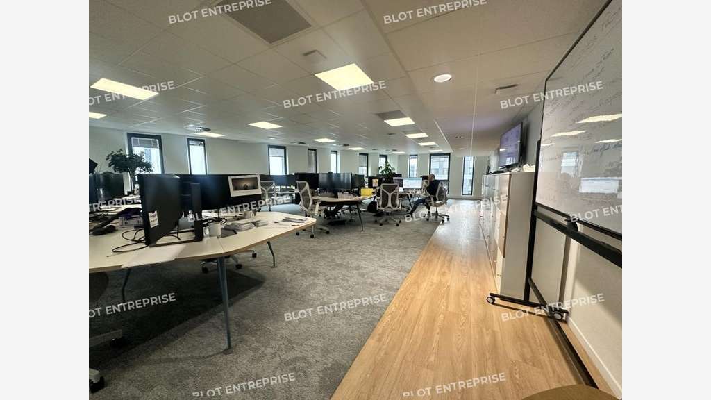 Sous-location bureaux 459m² à Cesson-Sévigné
