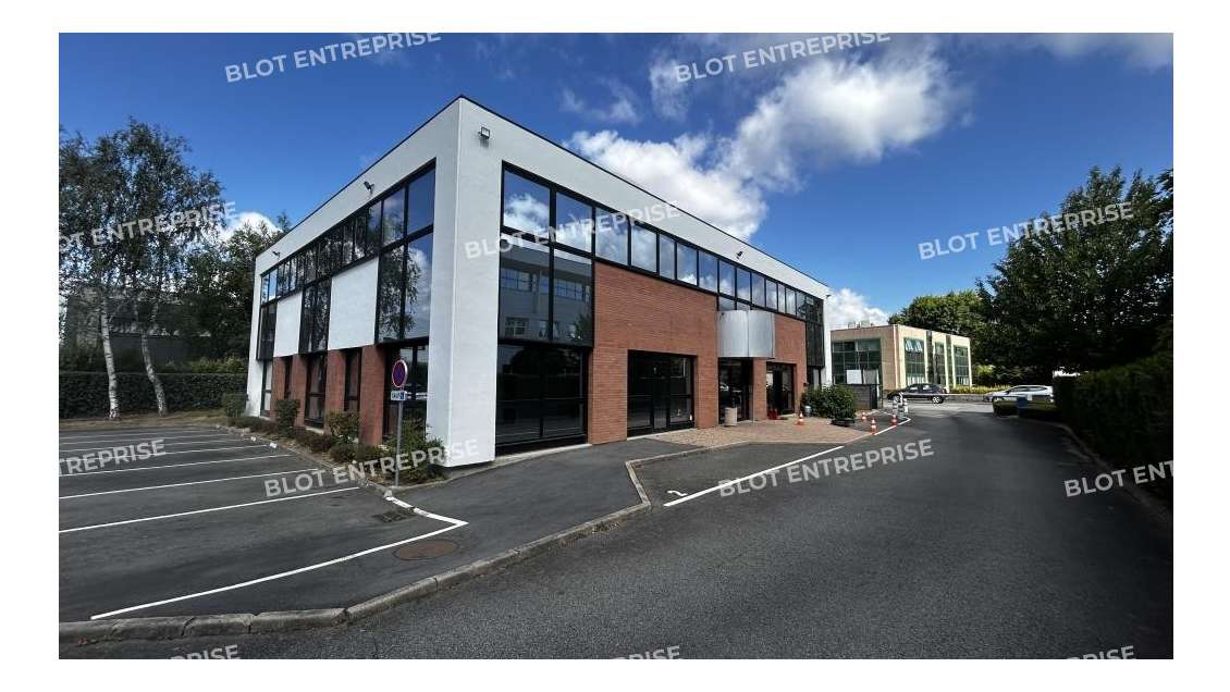 A louer bureaux 169m² à Cesson-Sévigné Peupliers