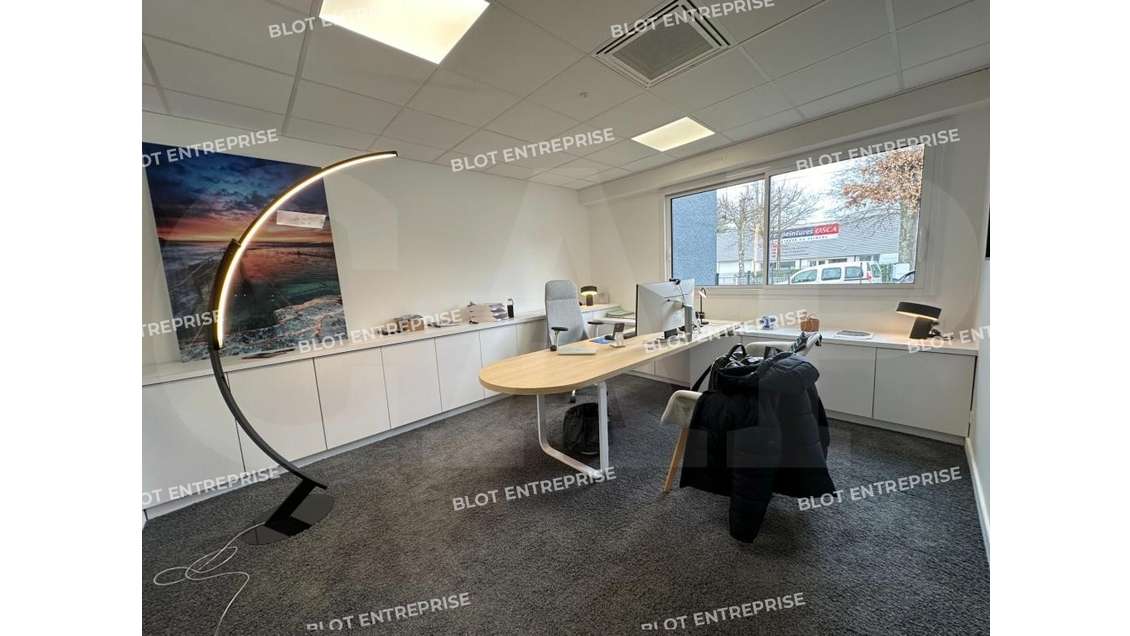 A louer bureaux 500m² Cesson-Sévigné zone Sud-Est