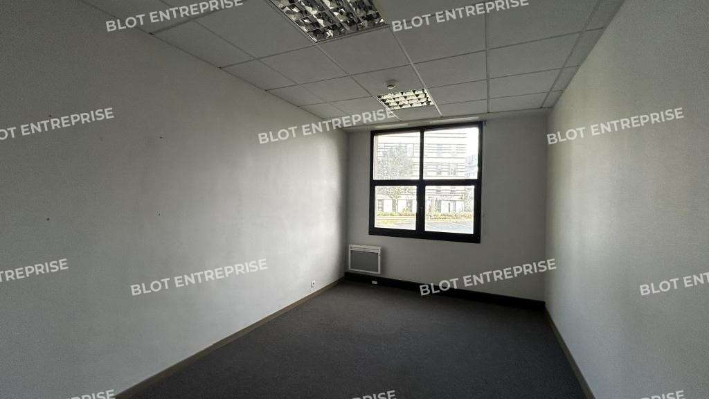 A louer bureaux 169m² à Cesson-Sévigné