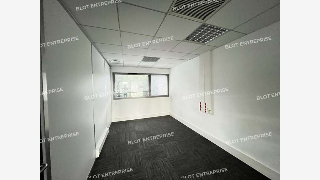 A louer bureaux 219m² à Rennes Est
