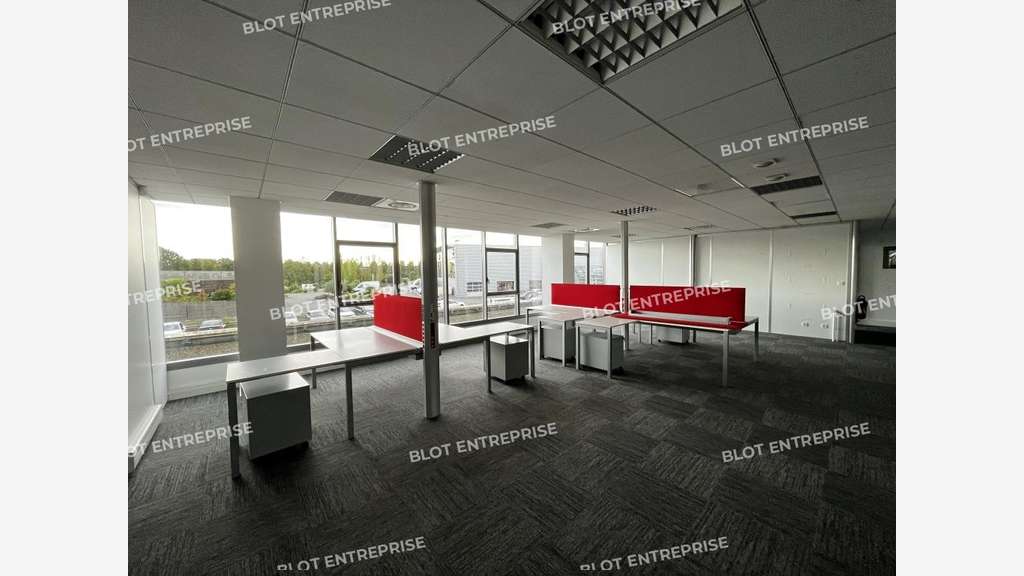 A louer bureaux 219m² à Rennes Est