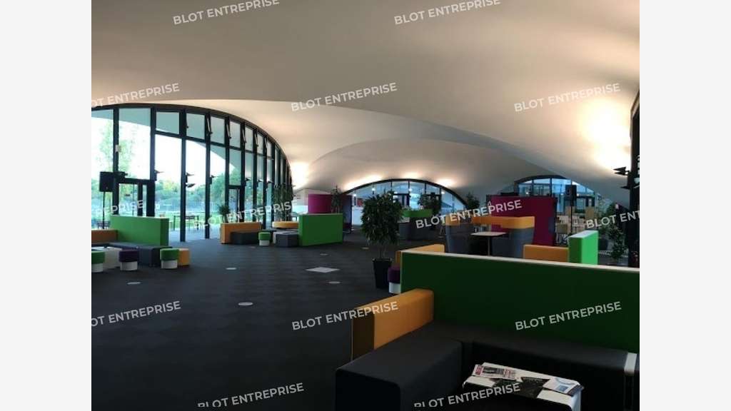 A louer bureaux 1303m² R+1/RDC à Rennes Est