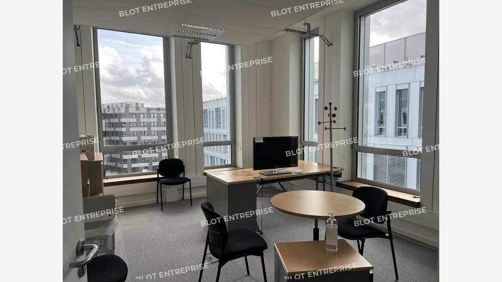 A louer bureaux 1303m² R+1/RDC à Rennes Est