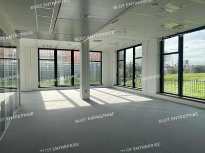 A louer bureaux 608m² à Rennes Est