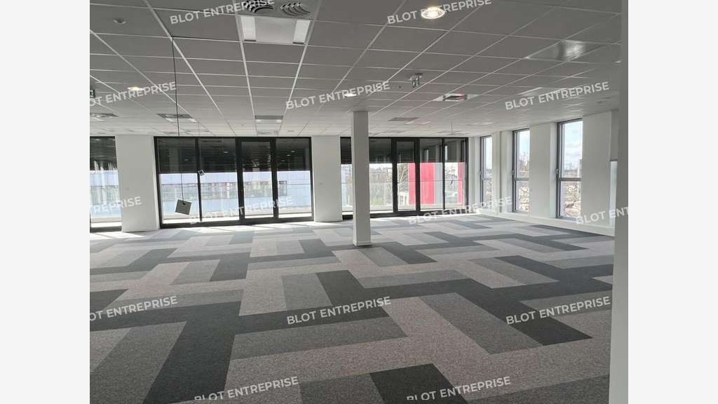 A louer bureaux 183m² BREEAM VERY GOOD à Cesson