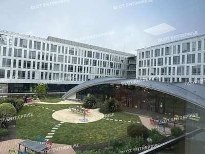 A louer bureaux 3240m² HQE/BBC à Cesson-Sévigné