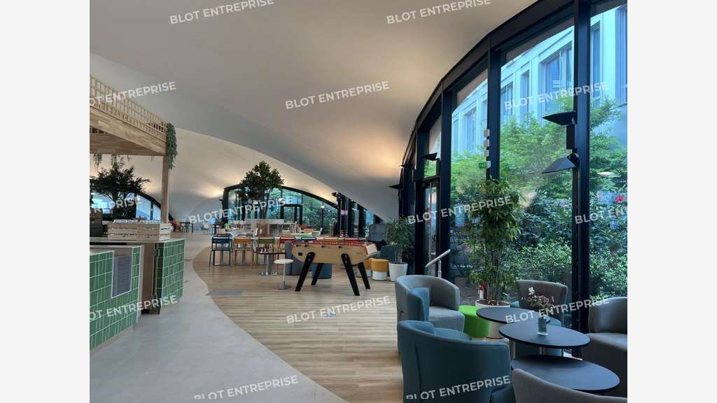 A louer bureaux 3240m² HQE/BBC à Cesson-Sévigné