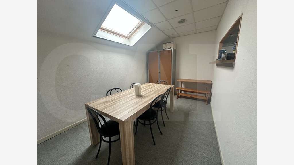 A louer bureaux en visibilité Route de Fougères