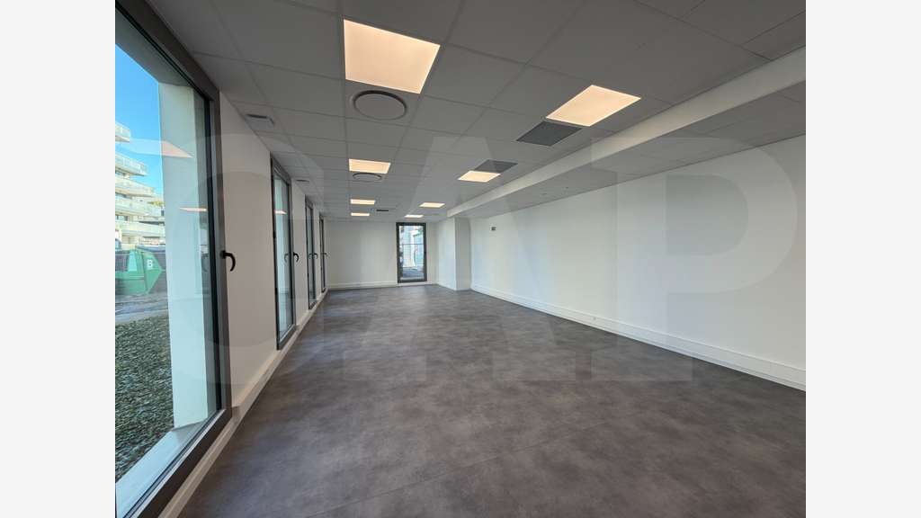 Bureaux neufs 100m² à louer à Cesson-Sévigné
