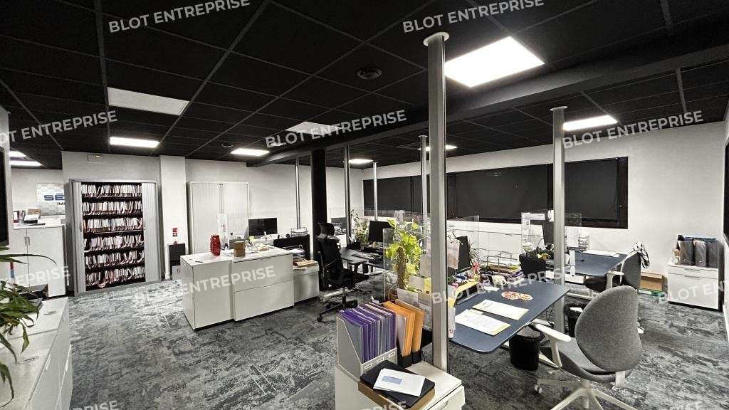 A louer bureaux rénovés 99m² à Cesson-Sévigné