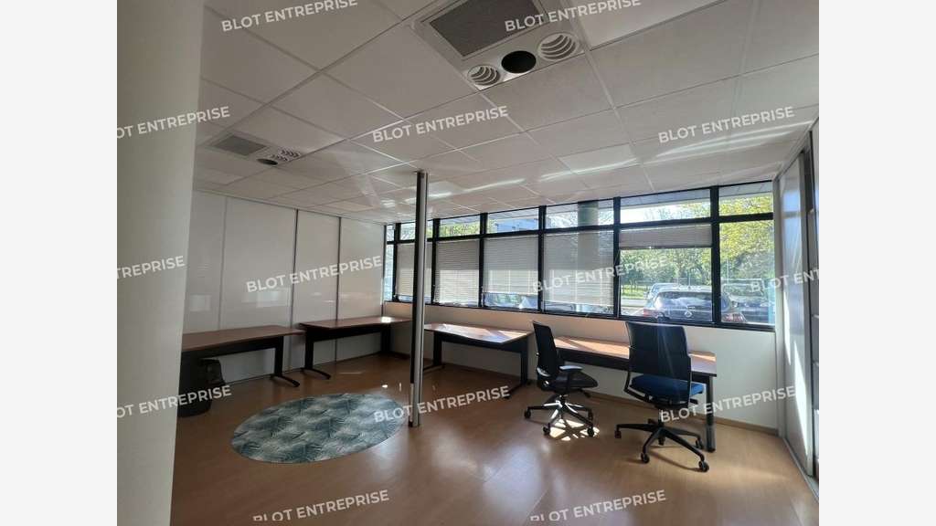 A sous-louer bureaux 526m² à Cesson-Sévigné