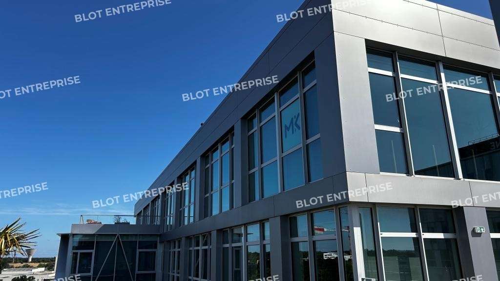 A LOUER - BUREAUX 649 m² - CESSON-SEVIGNE
