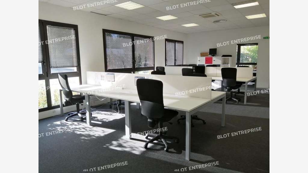 A LOUER : bureaux 169 m² RENNES CESSON SEVIGNE