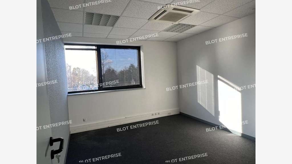A LOUER - BUREAUX 413 M² - CESSON SEVIGNE