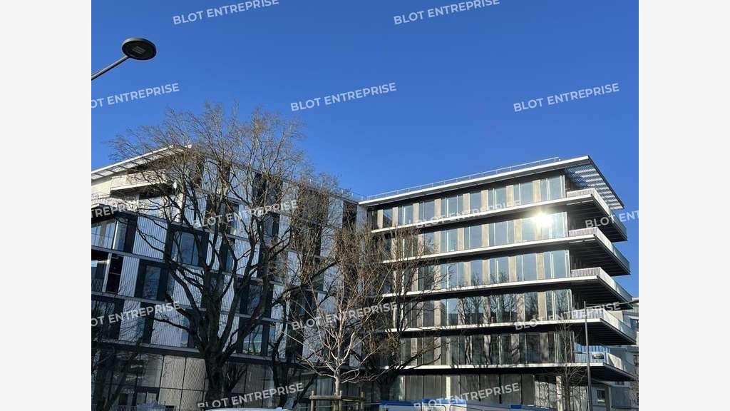 A LOUER - BUREAUX 195 m² - CESSON ViaSilva