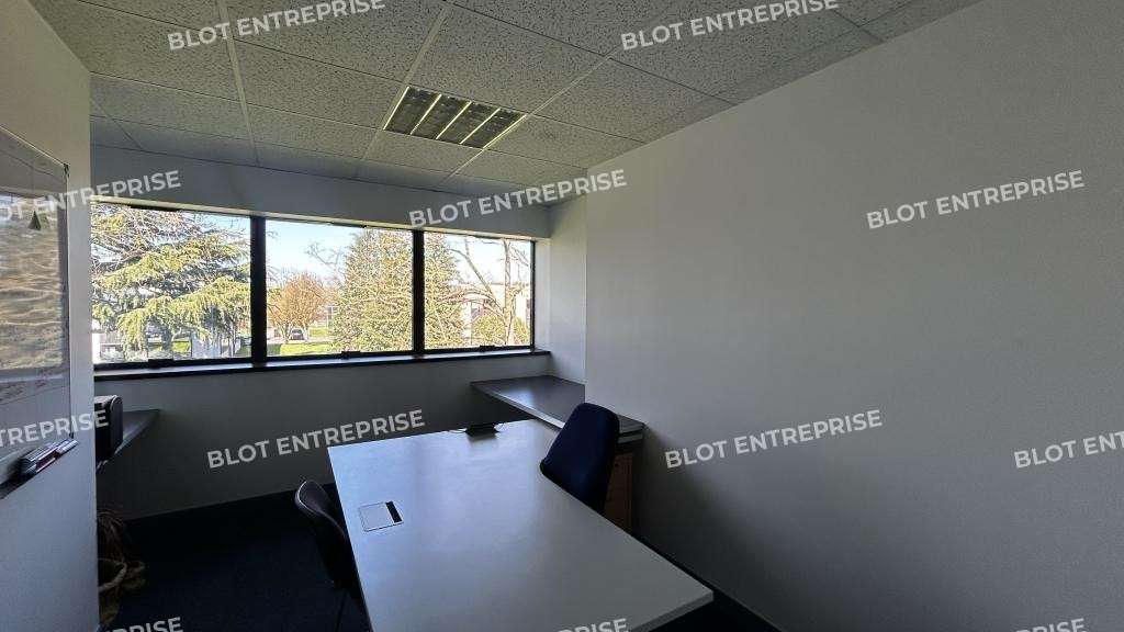 A LOUER - BUREAUX 108 m² - CESSON-SEVIGNE