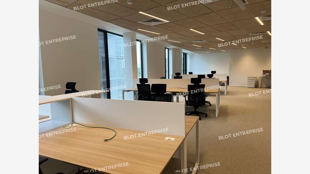 A louer bureaux 265m² R+2 Cesson-Sévigné Viasilva