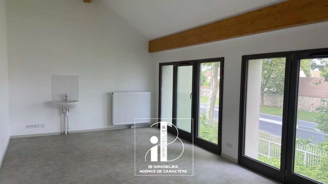 Local professionnel 24m² à louer Chailly-en-Bière