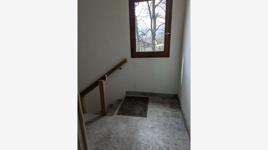 Local 160m² à louer à Challes-les-Eaux