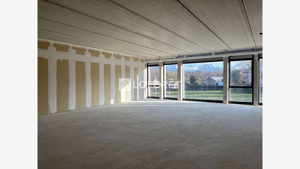 Cède espace professionnel modulable 107m² Savoie