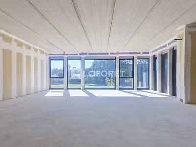 Cède espace professionnel modulable 107m² Savoie