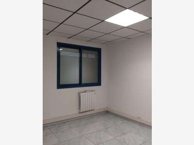 bureau 12m² à louer à Challes-les-Eaux