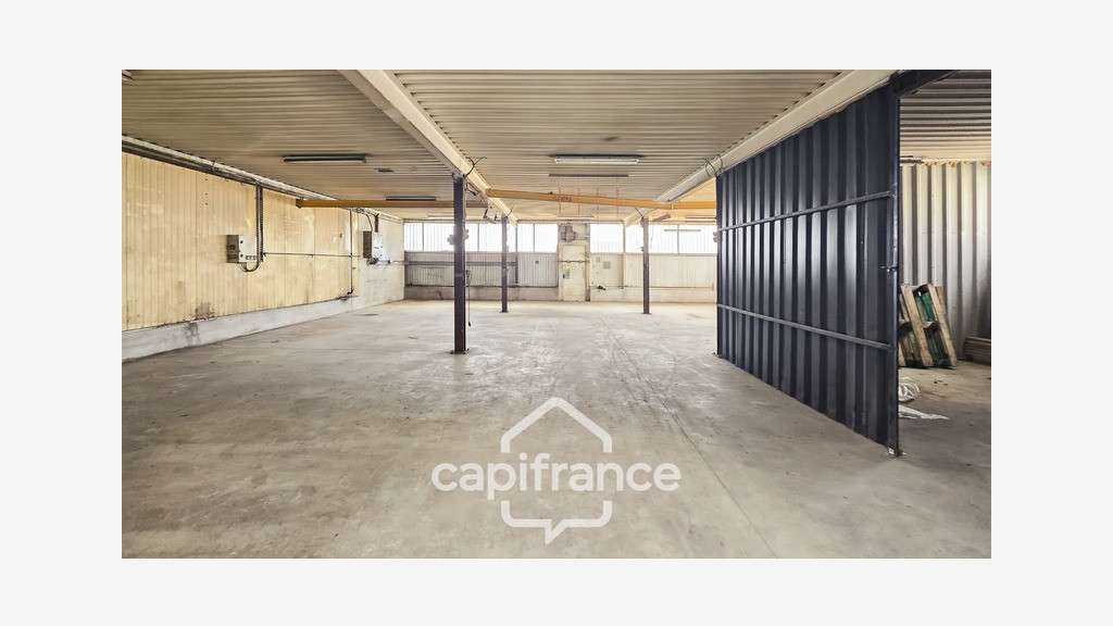 A louer bâtiment 691m² à Chalon sur Saône ZI Nord