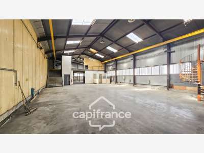 A louer bâtiment 691m² à Chalon sur Saône ZI Nord