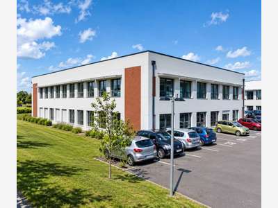 À louer bureaux de 173 à 259m² à Châlons 