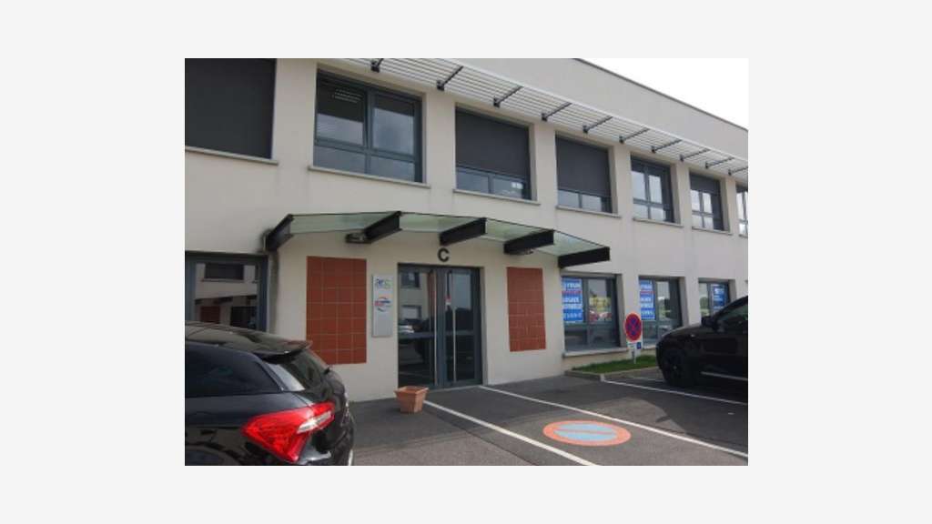 À louer bureaux de 594m² à Châlons-en-Champagne