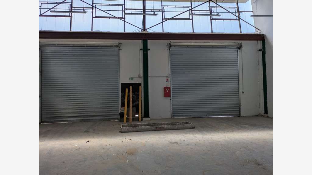 Local/bureau de 280m² à louer Chambéry zi Nord