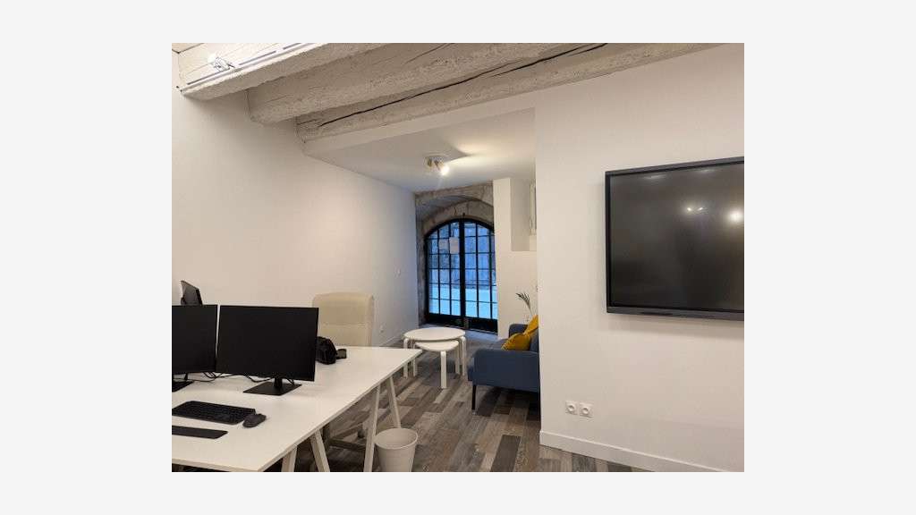 A louer bureaux rénovés en plein coeur de Chambéry
