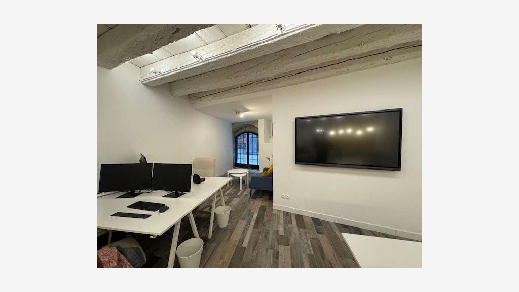 A louer bureaux rénovés en plein coeur de Chambéry