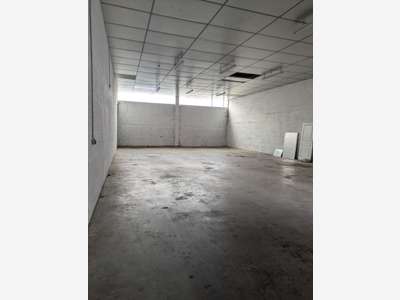 Local d'activité 200m² à louer à Chambéry