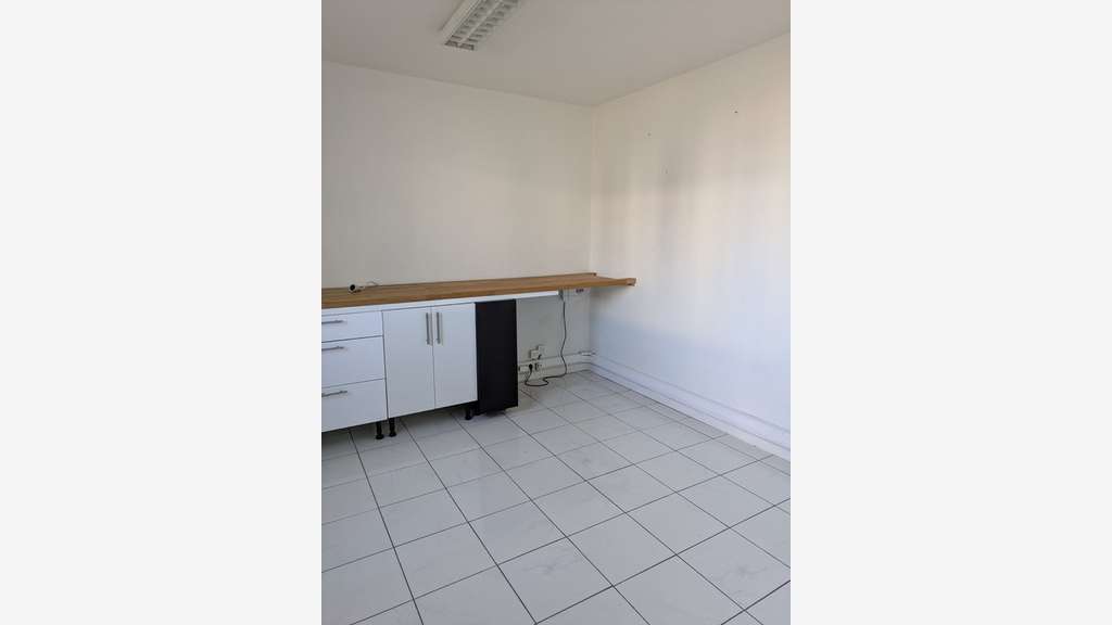 A louer local d'activité 110m² à Chambéry