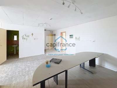 Location Locaux commerciaux - Boutiques à Chambéry