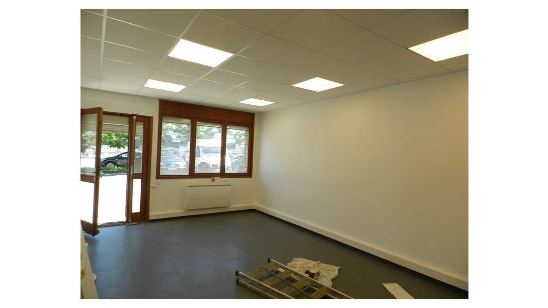 à louer CHAMBERY local 32 m²